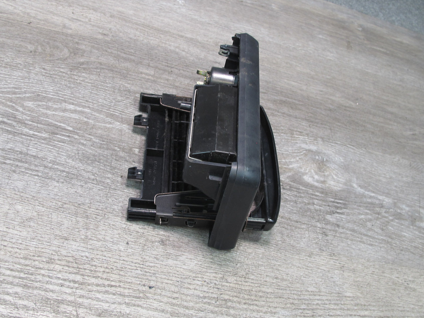 00-05 Toyota MR2 Spyder ZZW30L Front Dash CUP Holder Ash Tray w Lighter OEM