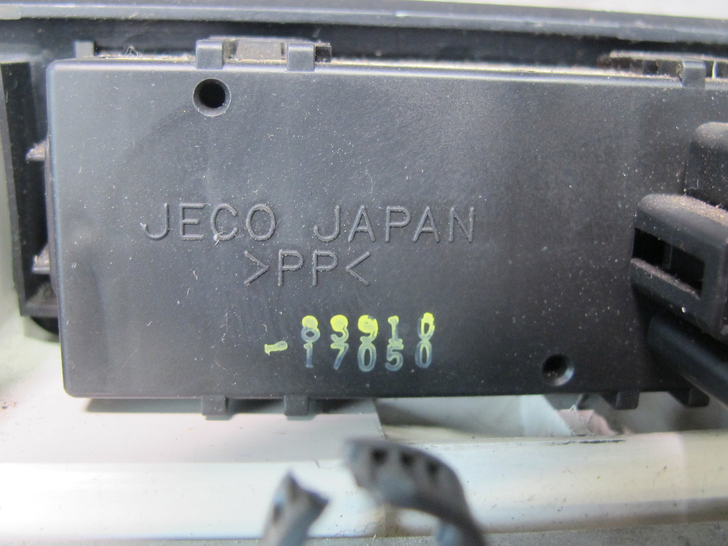00-05 Toyota MR2 Spyder ZZW30L A/C Heater Climate Control Switch Panel OEM