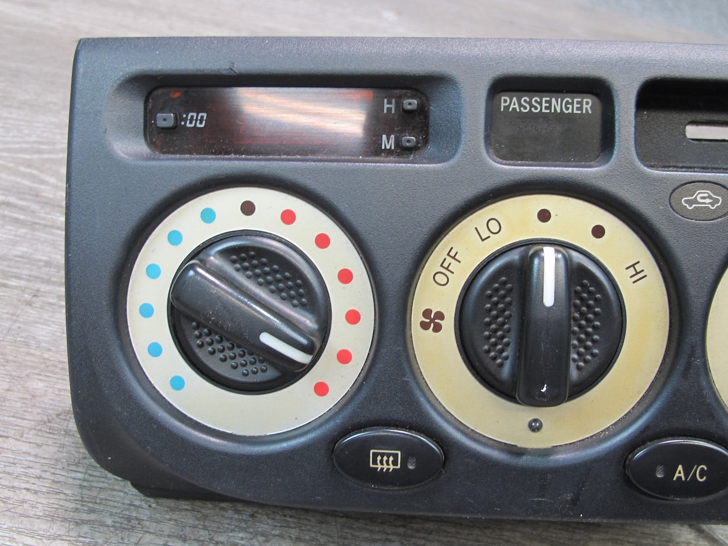 00-05 Toyota MR2 Spyder ZZW30L A/C Heater Climate Control Switch Panel OEM