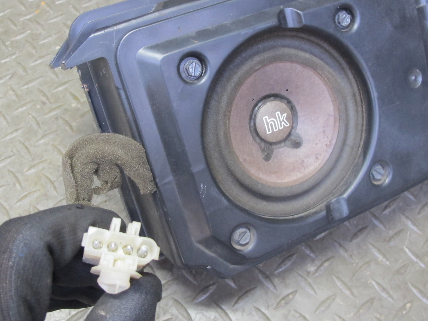 98-99 BMW E36/7 Z3 Roadster Rear Harman Kardon Subwoofer Box Speaker OEM