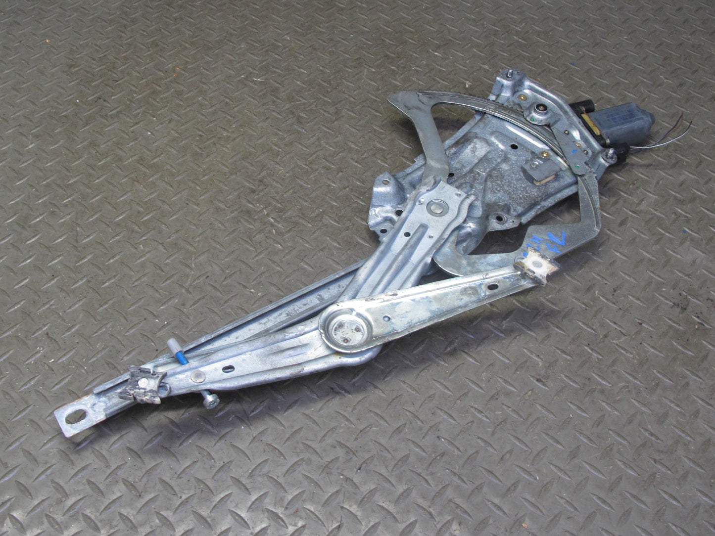 96-02 BMW E36/7 Z3 Roadster Left Driver Door Window Regulator w Motor OEM
