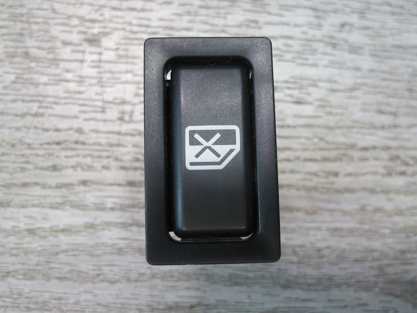 00-05 Toyota MR2 Spyder ZZW30L Window Lock Button Switch OEM