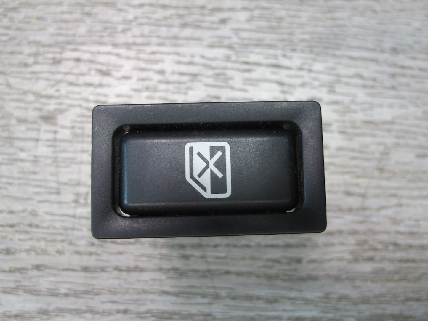 00-05 Toyota MR2 Spyder ZZW30L Window Lock Button Switch OEM