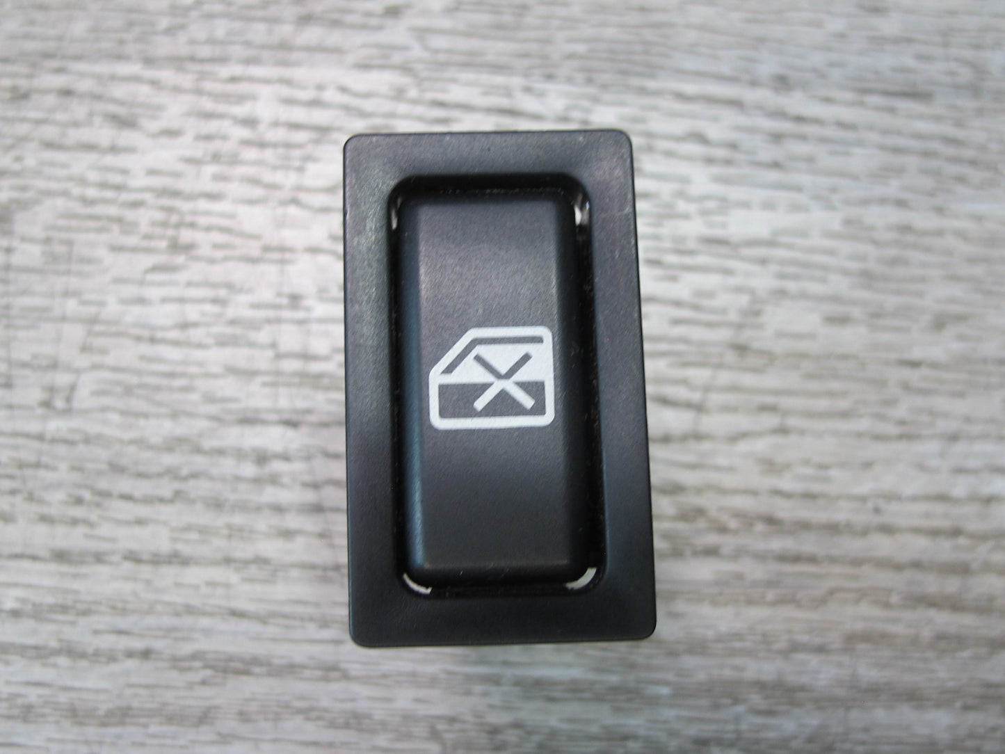 00-05 Toyota MR2 Spyder ZZW30L Window Lock Button Switch OEM