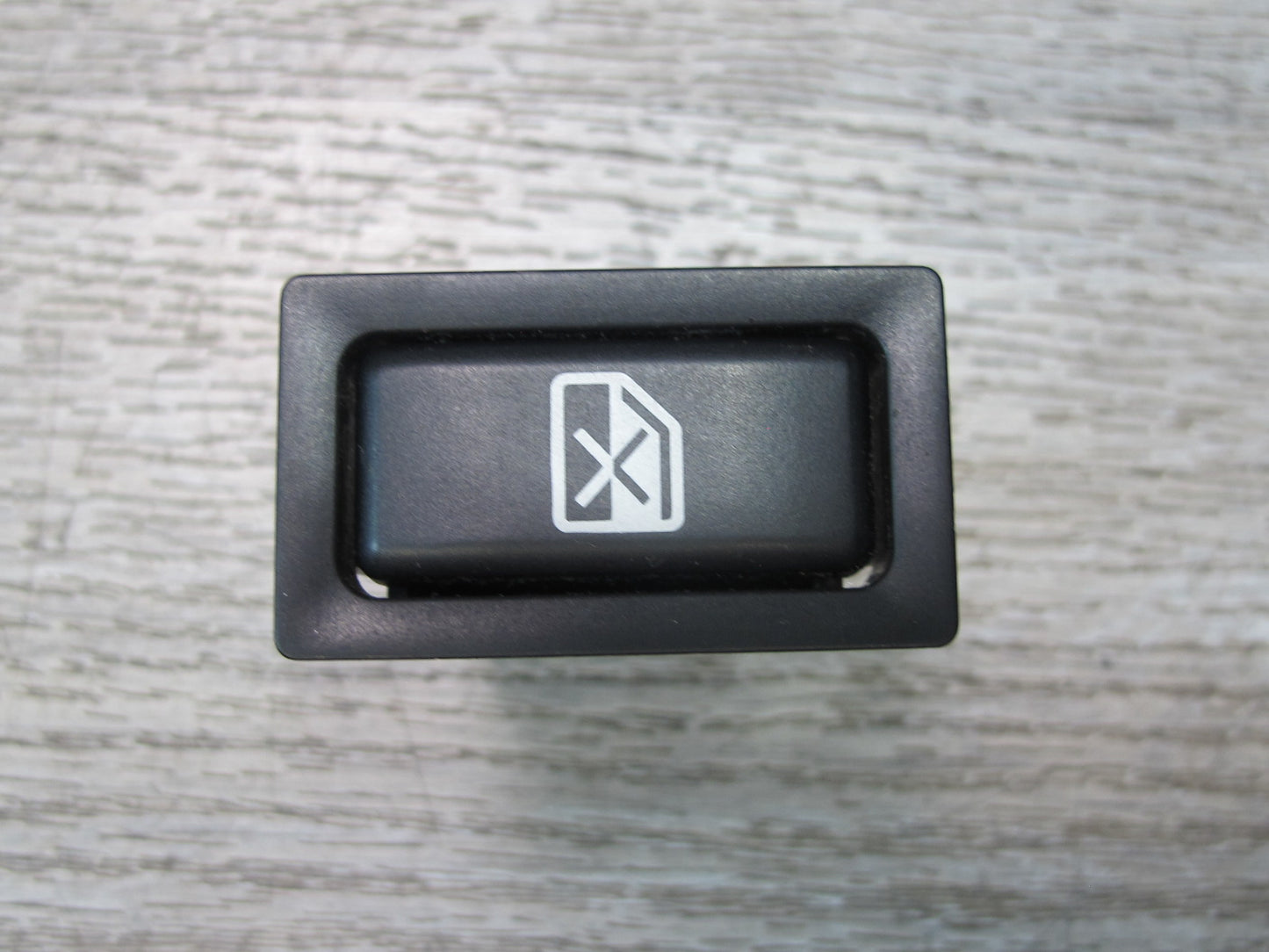 00-05 Toyota MR2 Spyder ZZW30L Window Lock Button Switch OEM