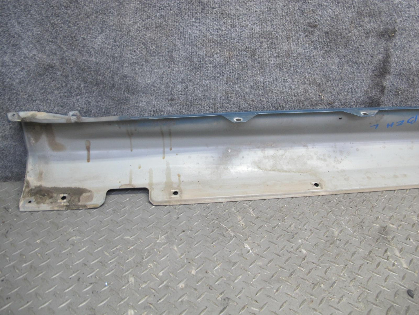 97-02 BMW E36/7 Z3 Left & Right Side Skirt Rocker Panel Molding Set Blue OEM