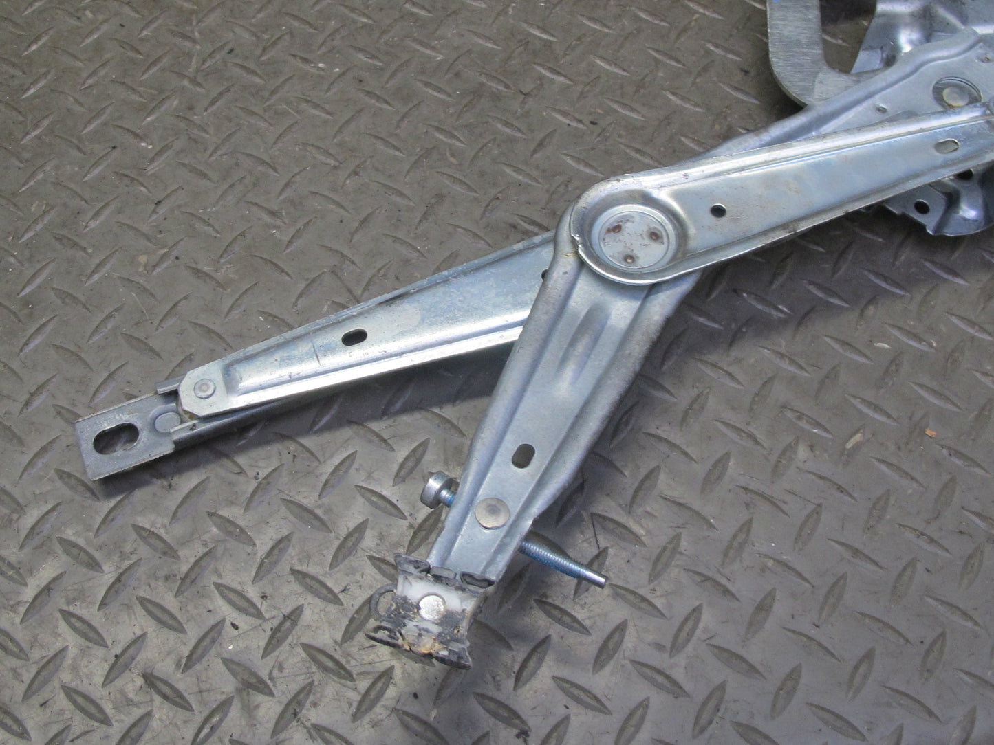 96-02 BMW E36/7 Z3 Roadster Right Passenger Door Window Regulator w Motor OEM