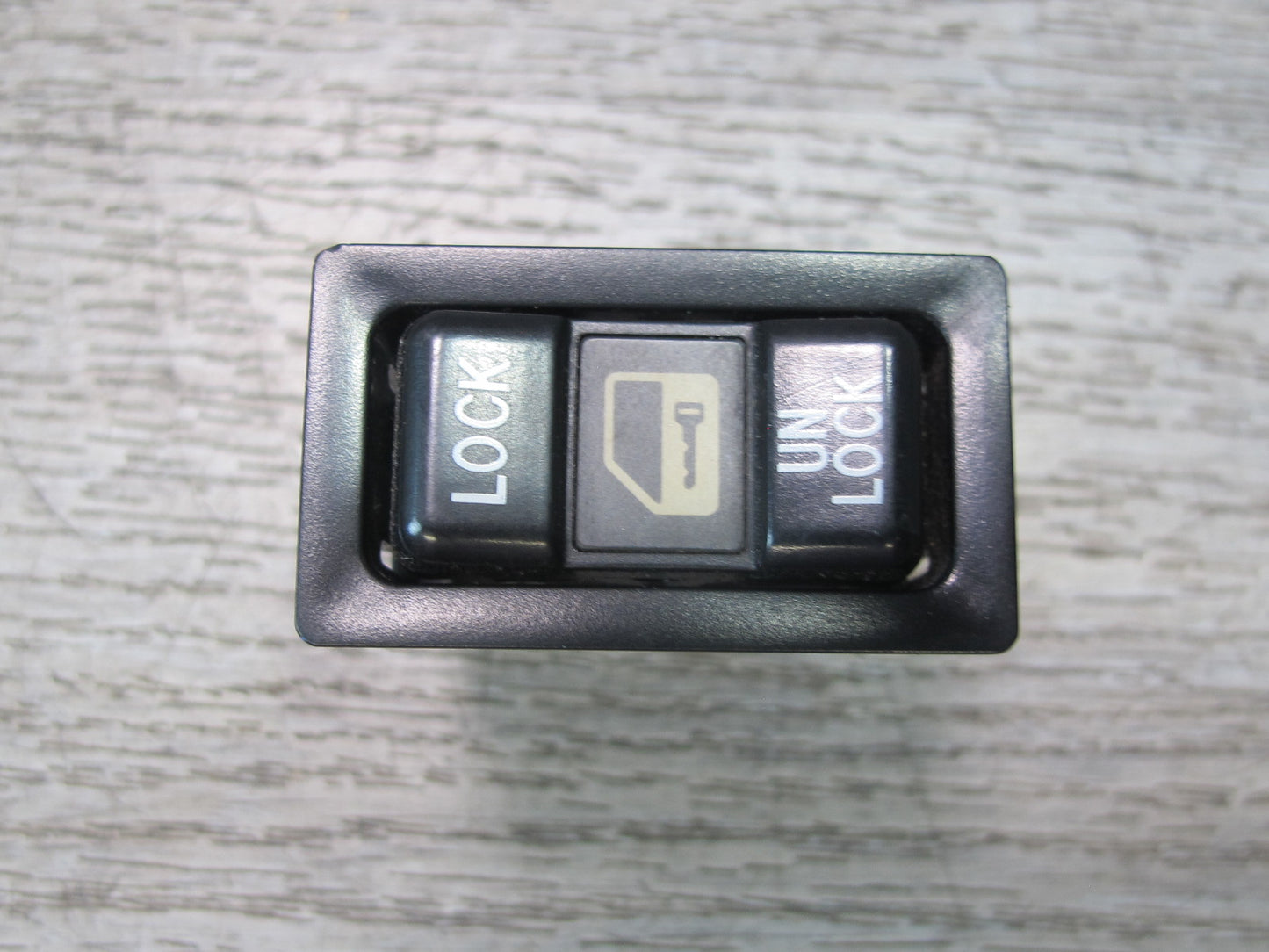 00-05 Toyota MR2 Spyder ZZW30L Door Central Lock Unlock Button Switch OEM