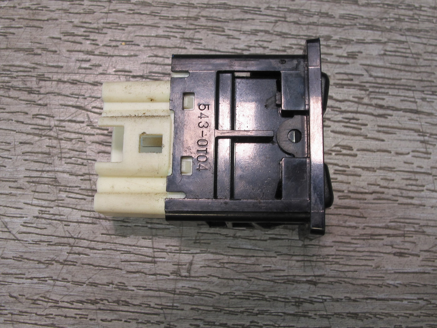 00-05 Toyota MR2 Spyder ZZW30L Door Central Lock Unlock Button Switch OEM