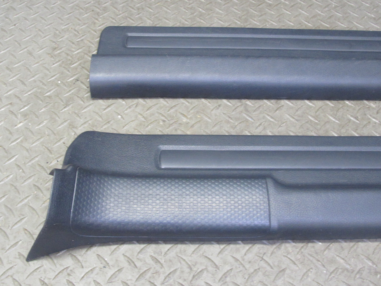00-05 Toyota MR2 Spyder ZZW30L Left & Right Door Scuff Sill Plate Trim Panel Set