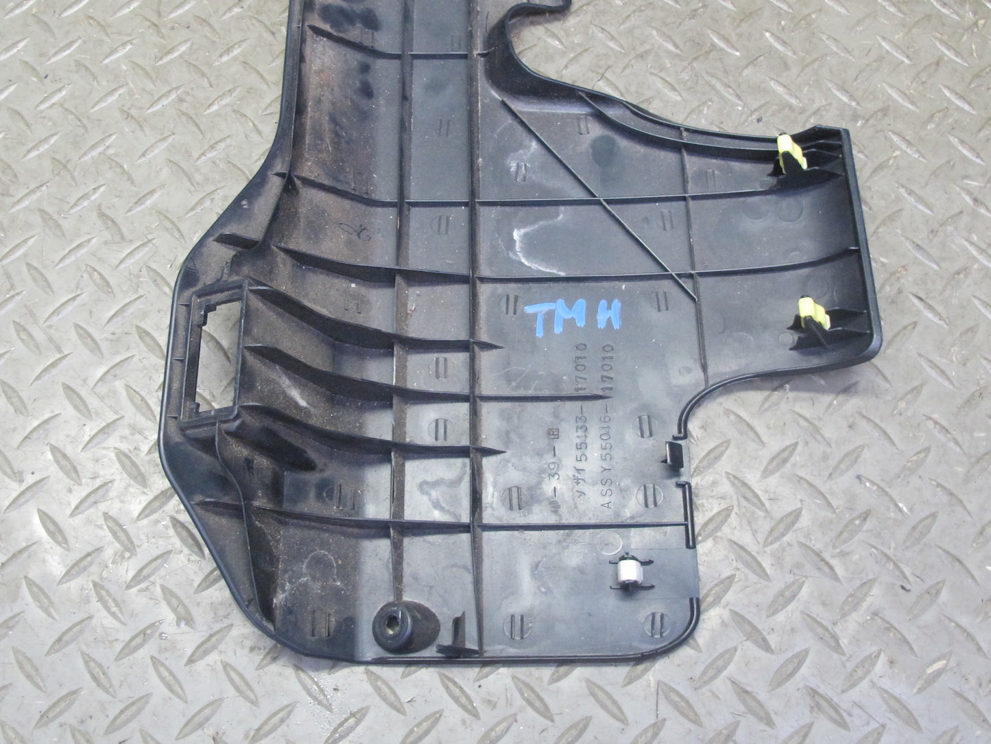 00-05 Toyota MR2 Spyder ZZW30L Dash Front Left Knee Trim Panel 55433-17010 OEM