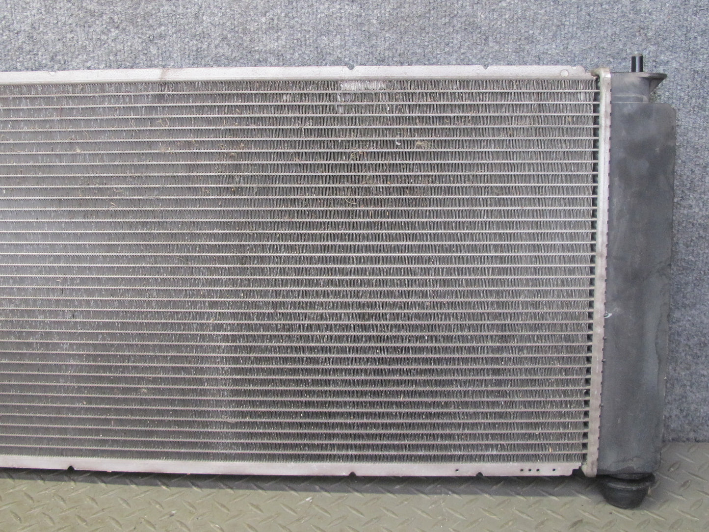00-05 Toyota MR2 Spyder ZZW30L Engine Cooling Radiator 422132-1801 OEM