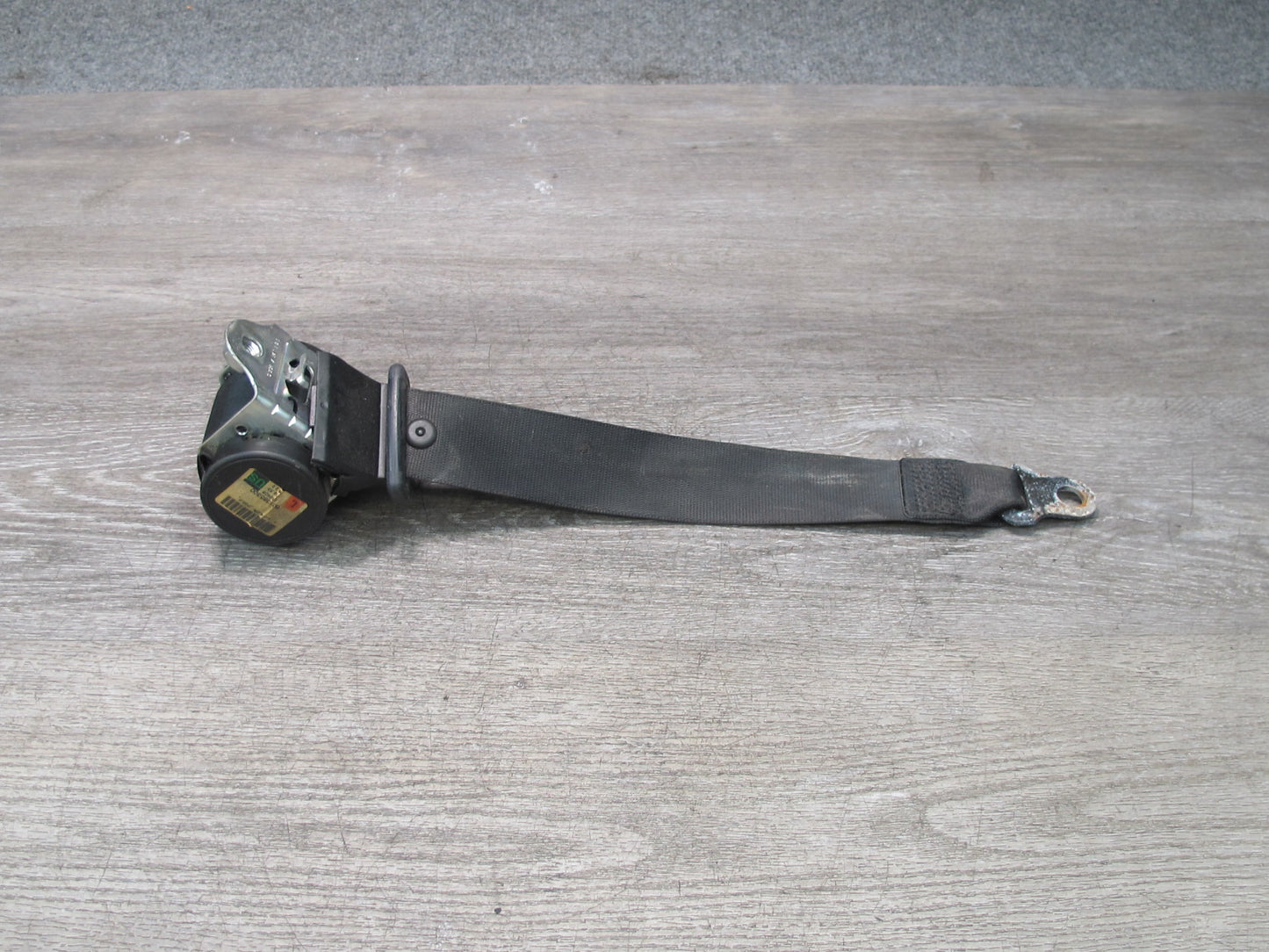 02-05 PORSCHE 911 CARRERA 996 CONVERTIBLE REAR RIGHT & LEFT SIDE SEATBELT RETRACTOR SET OEM