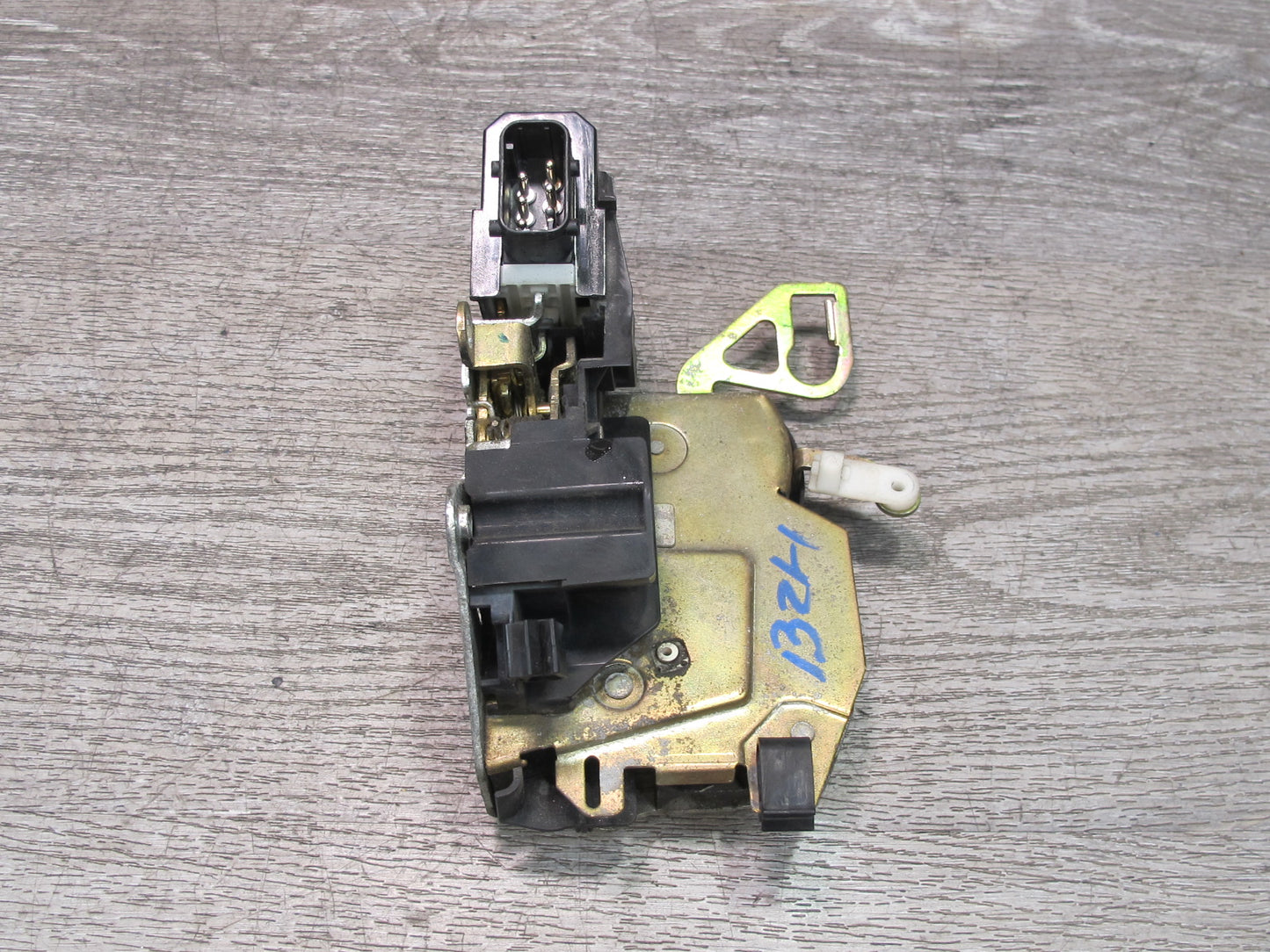 96-02 BMW E36/7 Z3 Left Driver Door Lock Latch Actuator OEM
