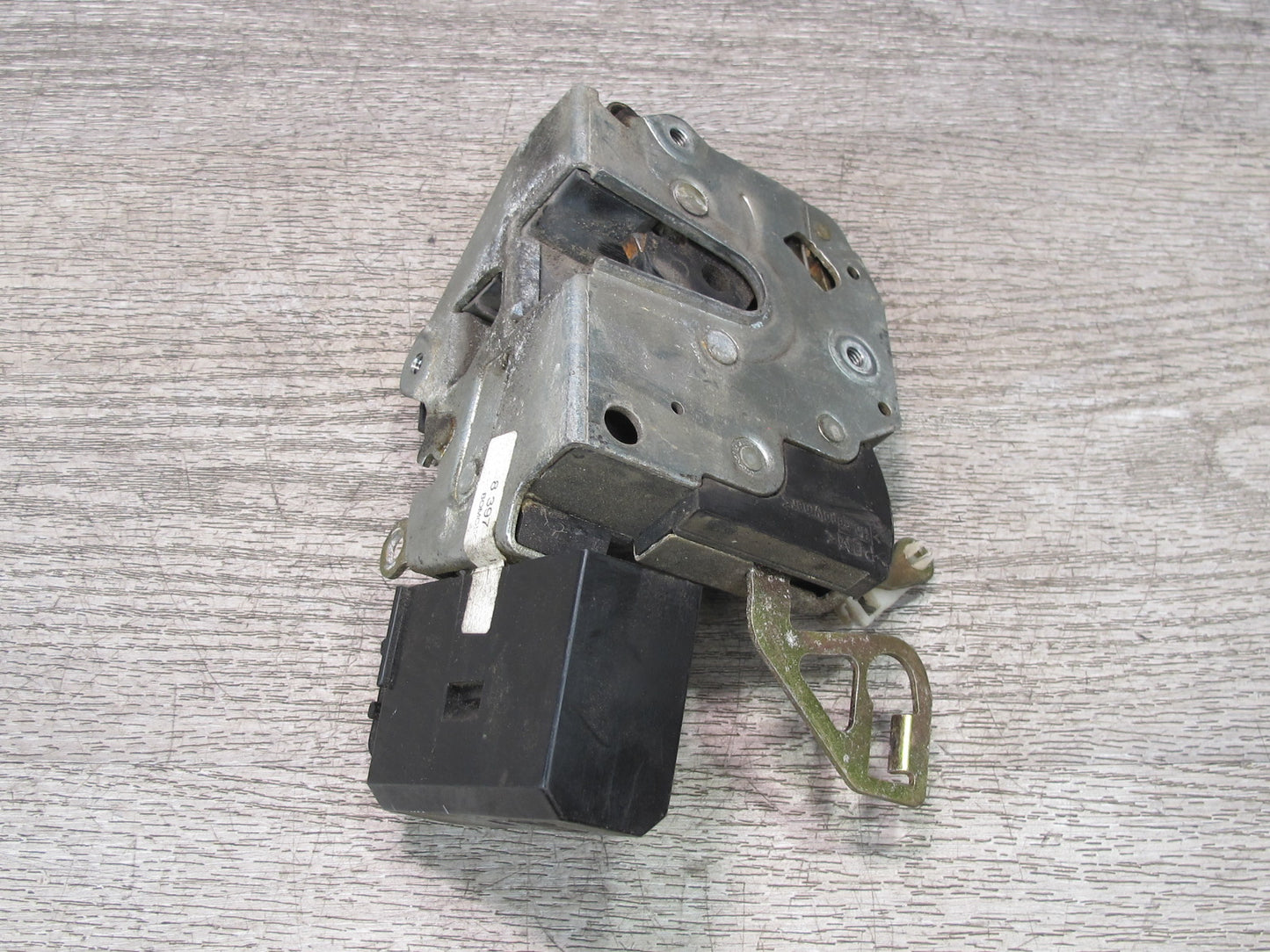 96-02 BMW E36/7 Z3 Left Driver Door Lock Latch Actuator OEM