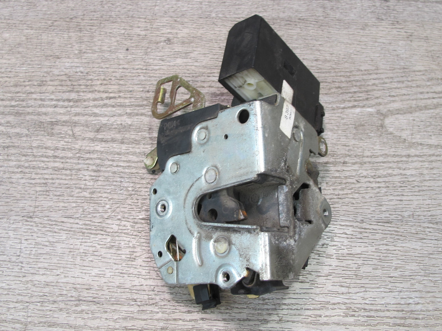 96-02 BMW E36/7 Z3 Left Driver Door Lock Latch Actuator OEM