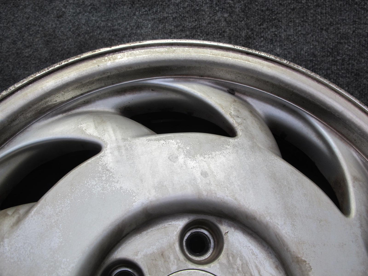 91-92 Chevrolet Corvette C4 Right 17" R17 Alloy Wheel Rim 17x9.5J ET56 OEM