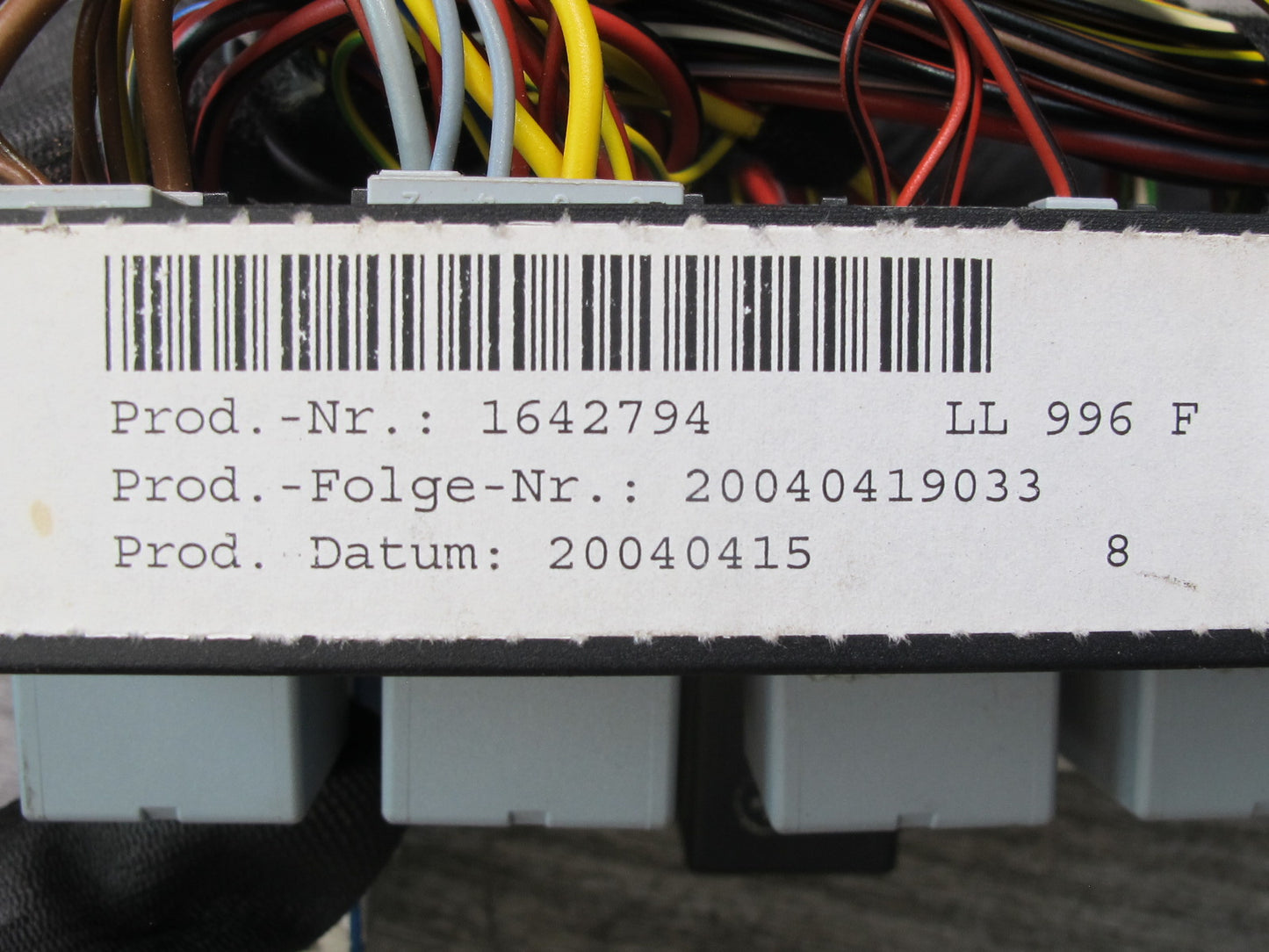 2002-2005 Porsche 911 Carrera 996 Junction Fuse Relay Box Module Unit