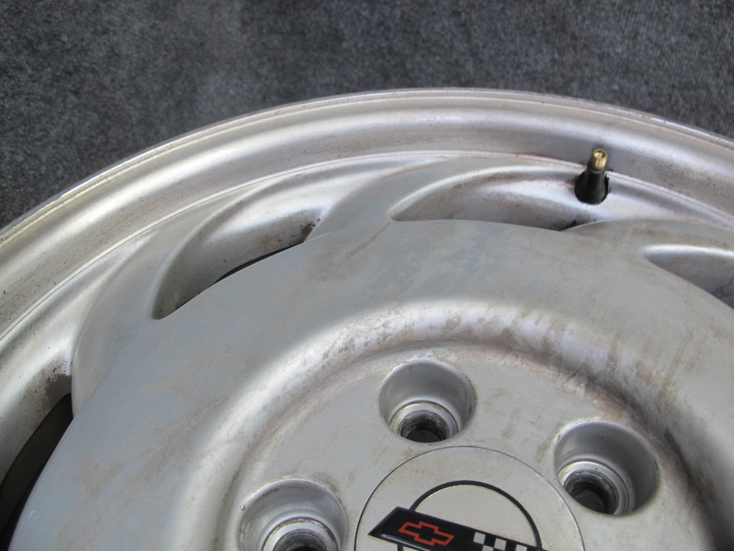 91-92 Chevrolet Corvette C4 Left 17" R17 Alloy Wheel Rim 17x9.5J ET56 OEM