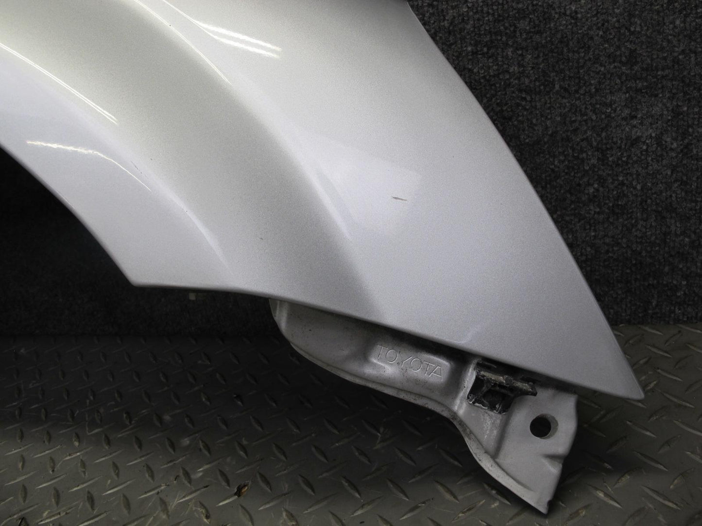 00-05 Toyota MR2 Spyder ZZW30L Front Right Fender Shell Panel Cover OEM