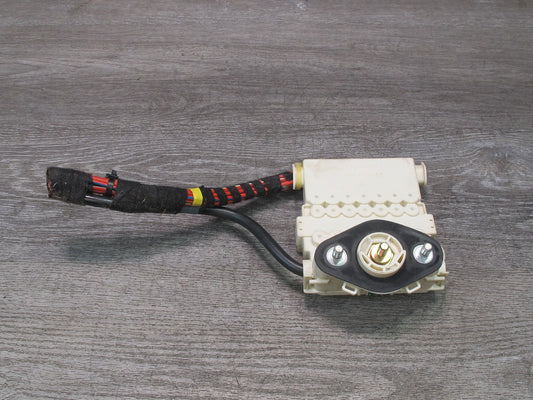 1999-2005 Porsche 911 Carrera 996 Fuse Box Power Distribution Relay 99661030100