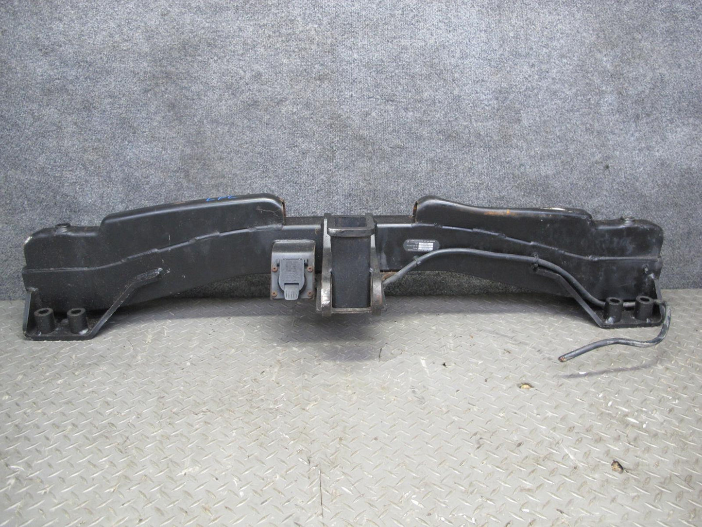 2003-2010 Porsche Cayenne 957 Rear TOW Trailer Hitch Reinforcement Bar