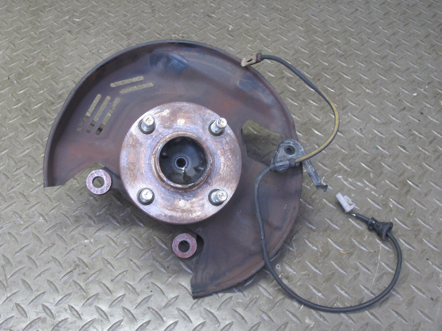 00-05 Toyota MR2 Spyder ZZW30L Front Right Spindle Knuckle Wheel Hub Bearing OEM