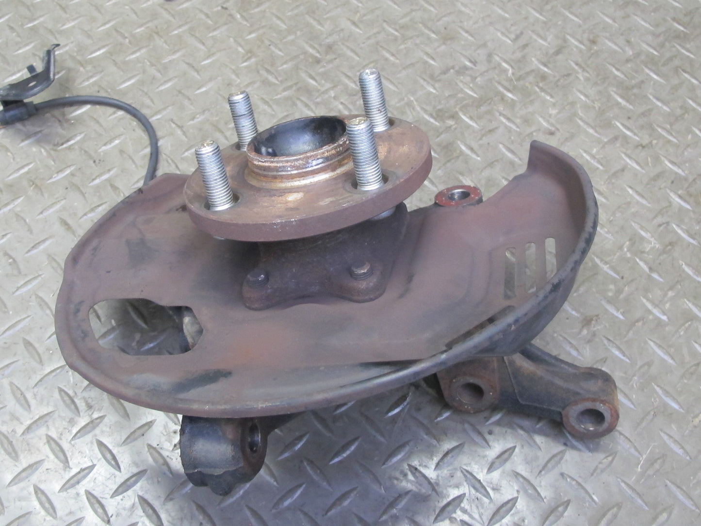 00-05 Toyota MR2 Spyder ZZW30L Front Right Spindle Knuckle Wheel Hub Bearing OEM