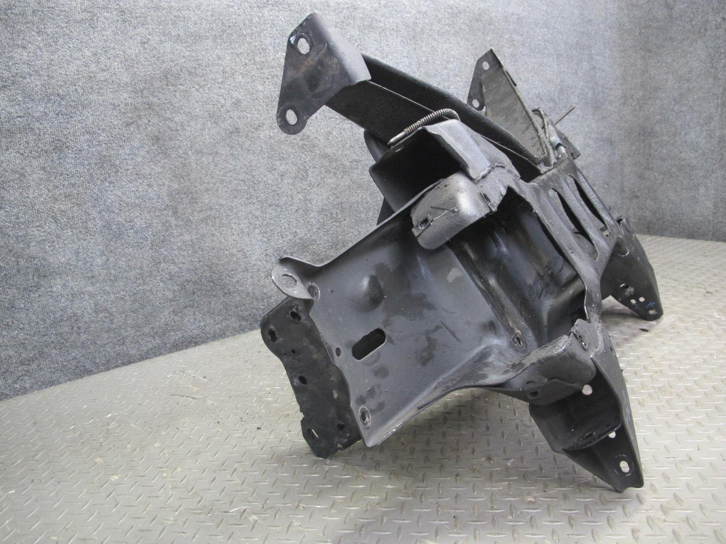 1992 Chevrolet Corvette C4 Front Engine Cradle Subframe Crossmember Carrier OEM