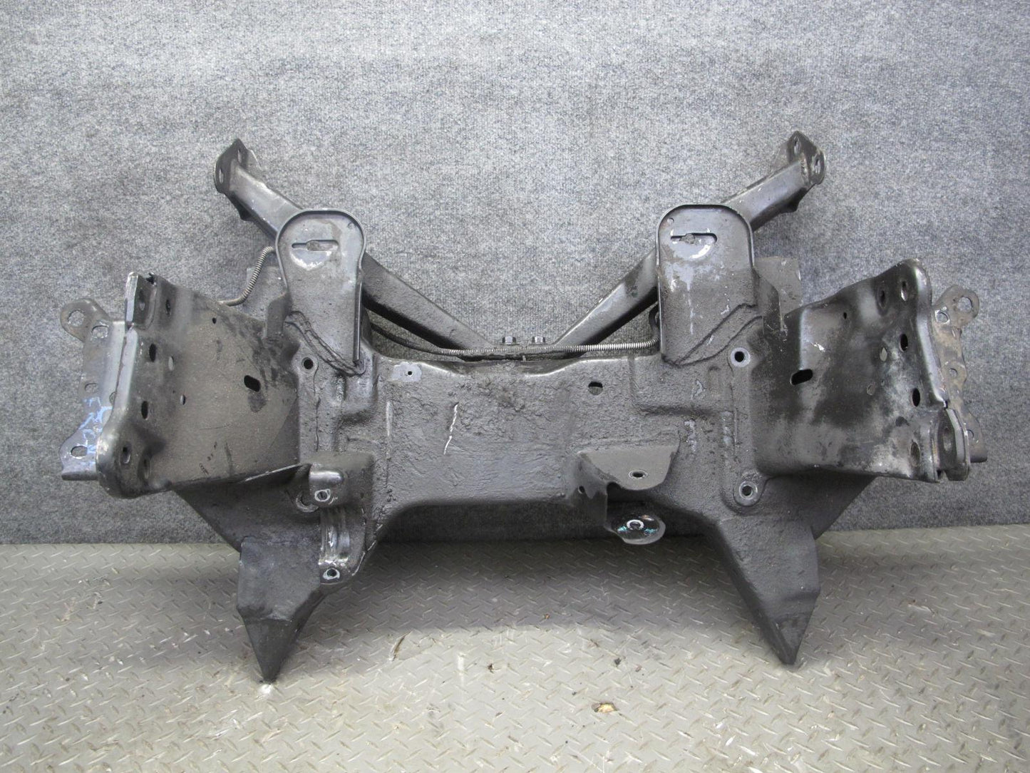 1992 Chevrolet Corvette C4 Front Engine Cradle Subframe Crossmember Carrier OEM