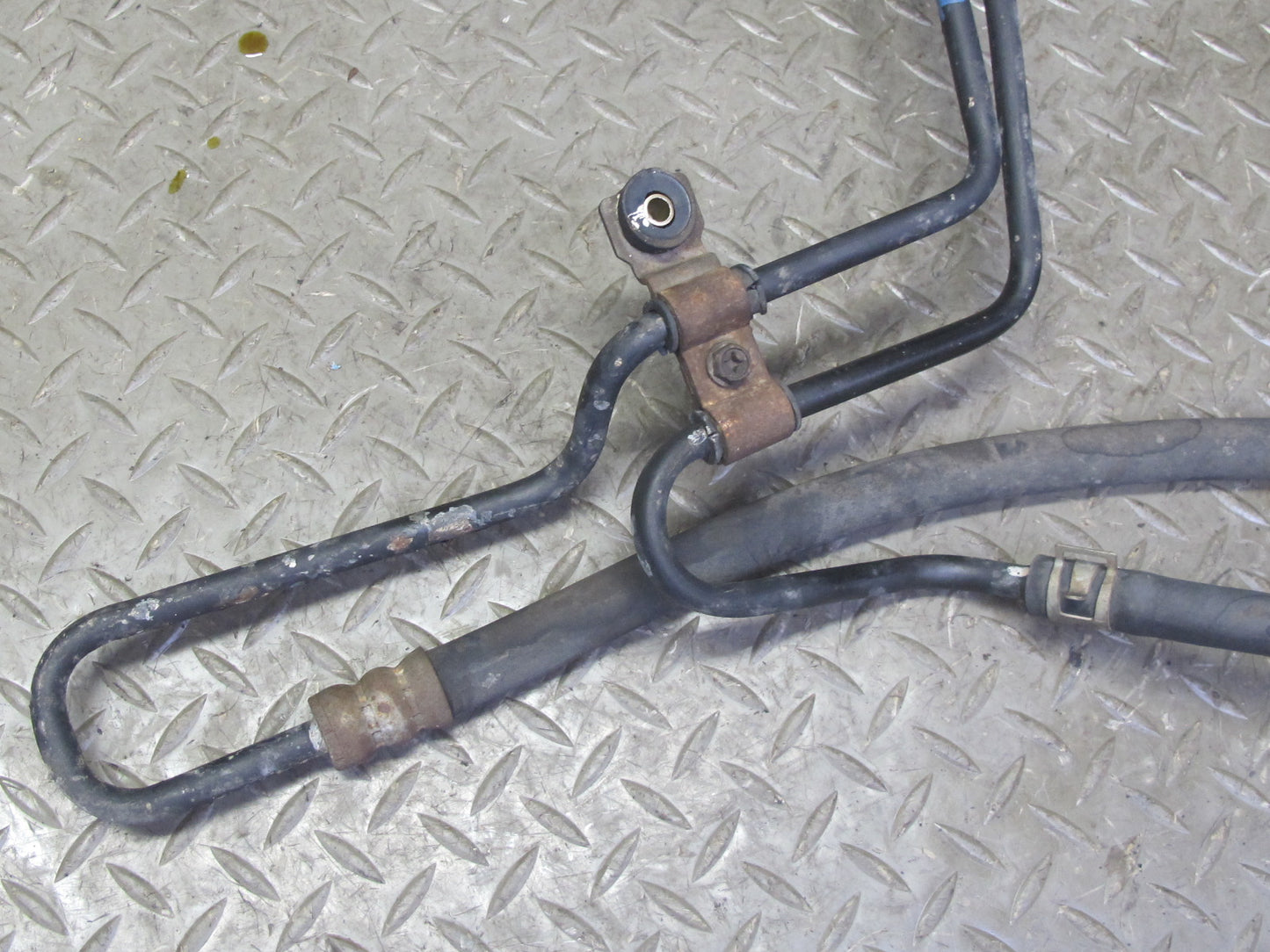00-05 Toyota MR2 Spyder ZZW30L Power Steering Hose Pipe Line OEM