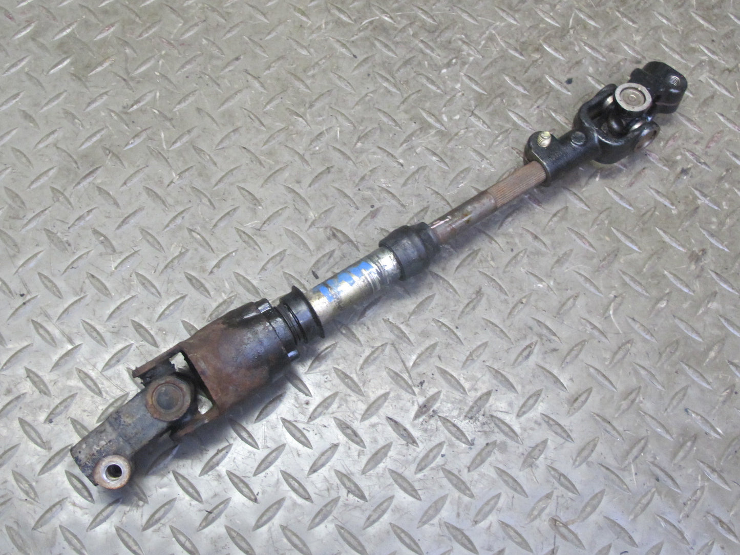 00-05 Toyota MR2 Spyder ZZW30L Steering Column U Joint Linkage Shaft OEM
