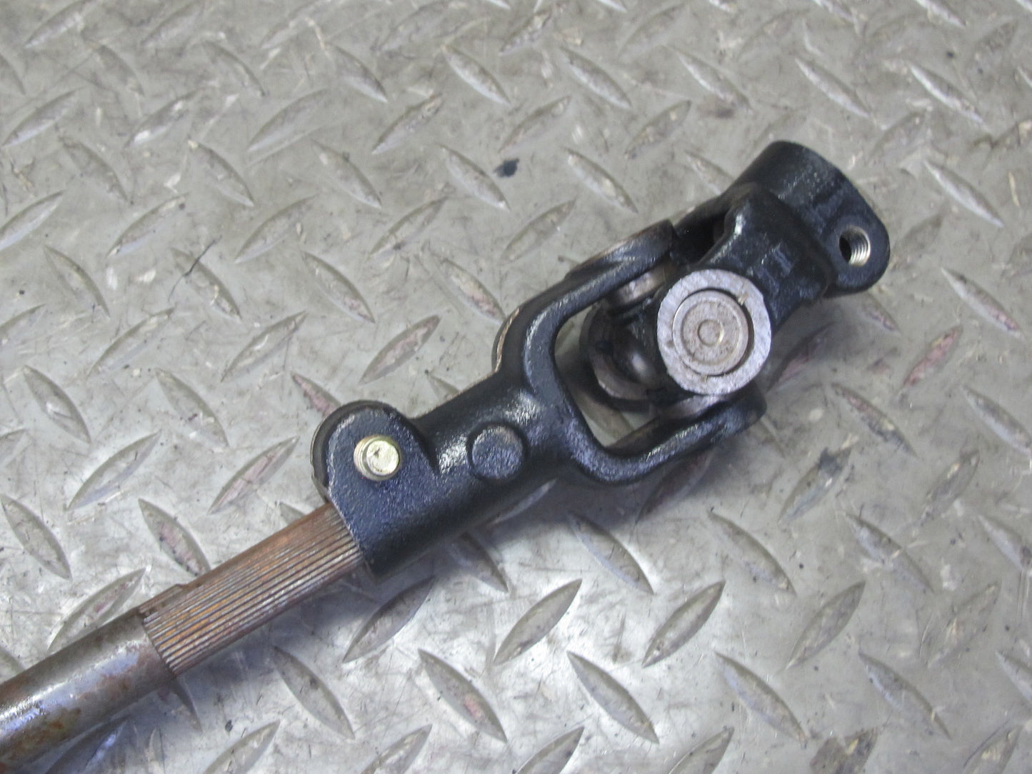 00-05 Toyota MR2 Spyder ZZW30L Steering Column U Joint Linkage Shaft OEM