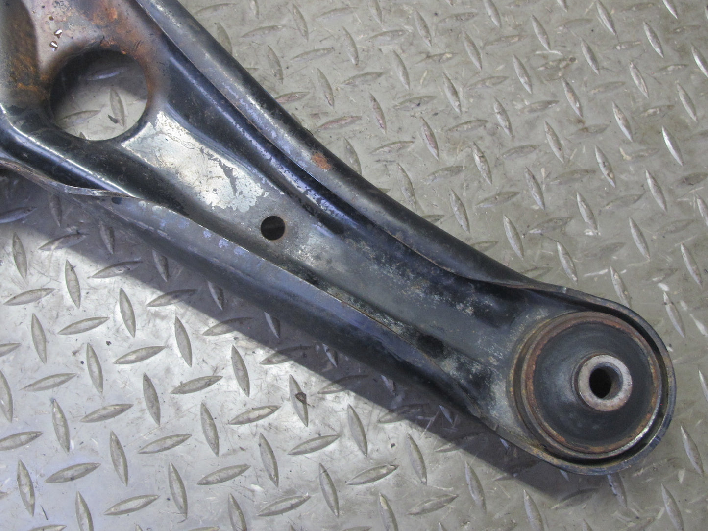 00-05 Toyota MR2 Spyder ZZW30L Front Left Suspension Lower Control Arm OEM