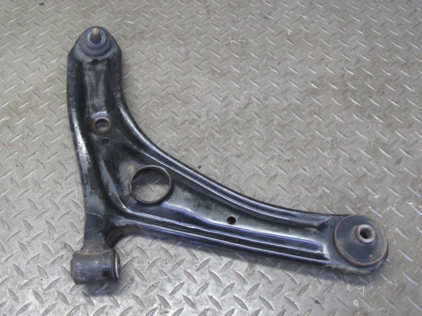 00-05 Toyota MR2 Spyder ZZW30L Front Left Suspension Lower Control Arm OEM