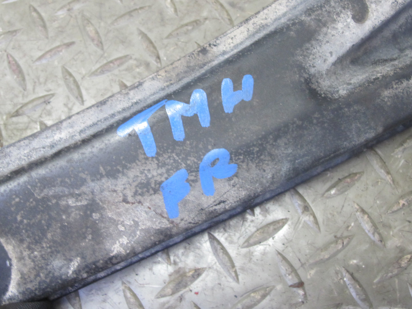 00-05 Toyota MR2 Spyder ZZW30L Front Right Suspension Lower Brace OEM