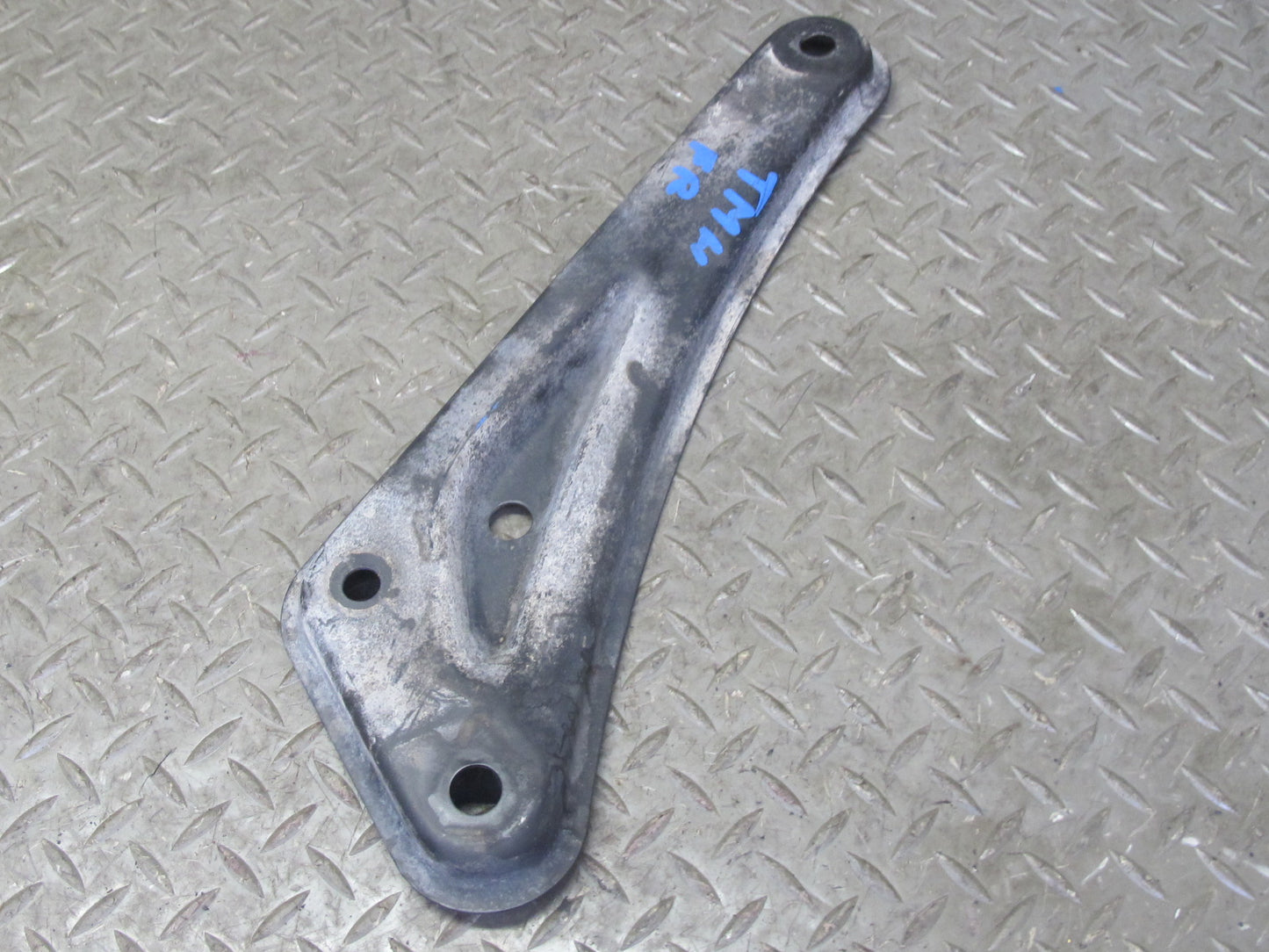 00-05 Toyota MR2 Spyder ZZW30L Front Right Suspension Lower Brace OEM