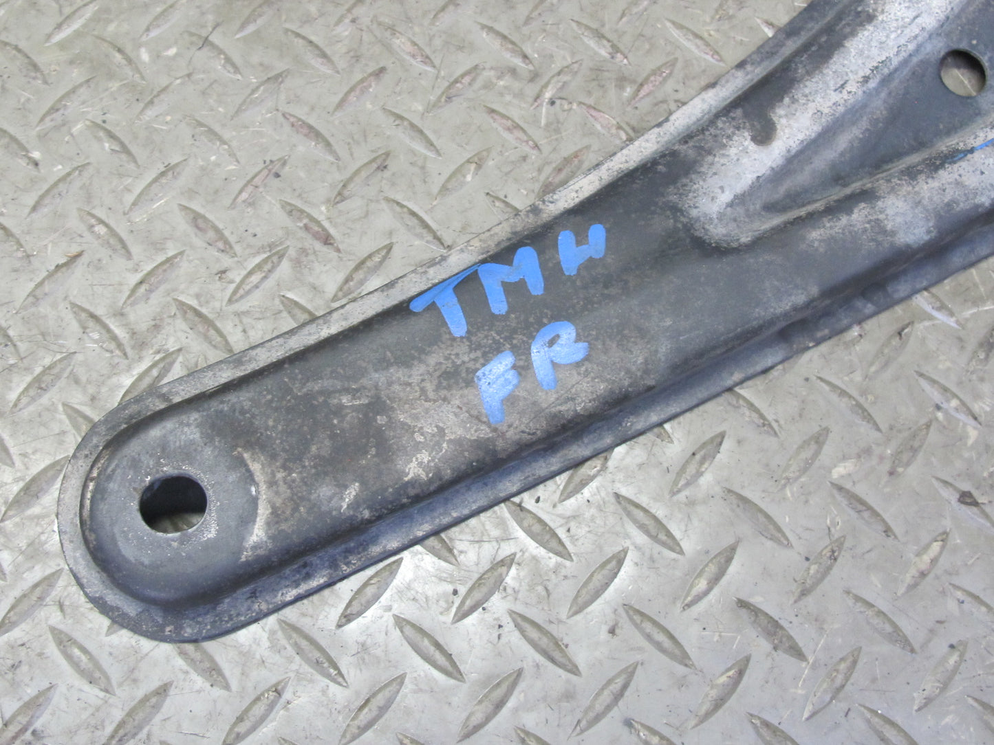 00-05 Toyota MR2 Spyder ZZW30L Front Right Suspension Lower Brace OEM