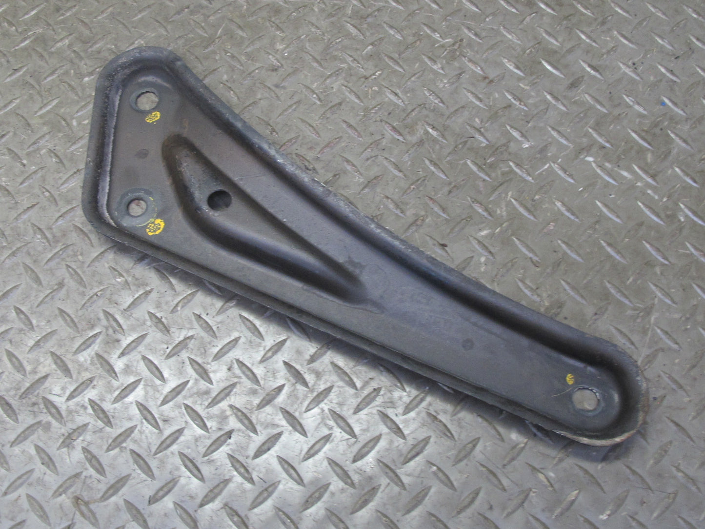 00-05 Toyota MR2 Spyder ZZW30L Front Right Suspension Lower Brace OEM