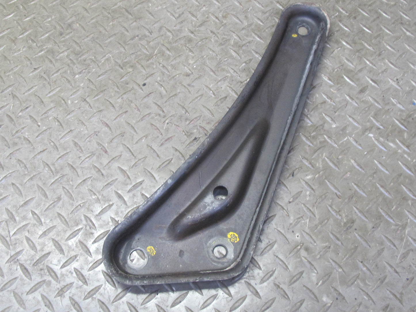 00-05 Toyota MR2 Spyder ZZW30L Front Right Suspension Lower Brace OEM