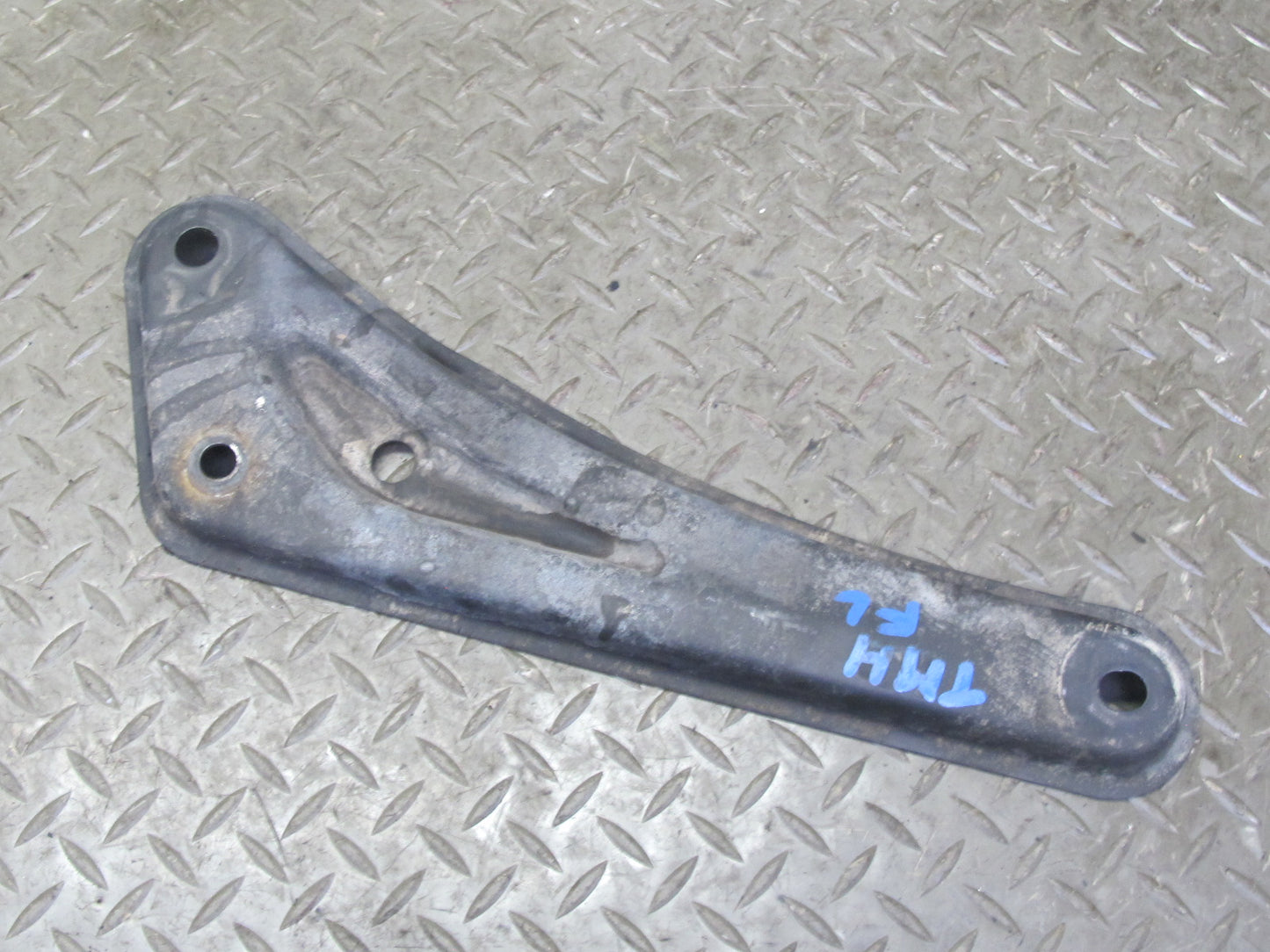 00-05 Toyota MR2 Spyder ZZW30L Front Left Suspension Lower Brace OEM