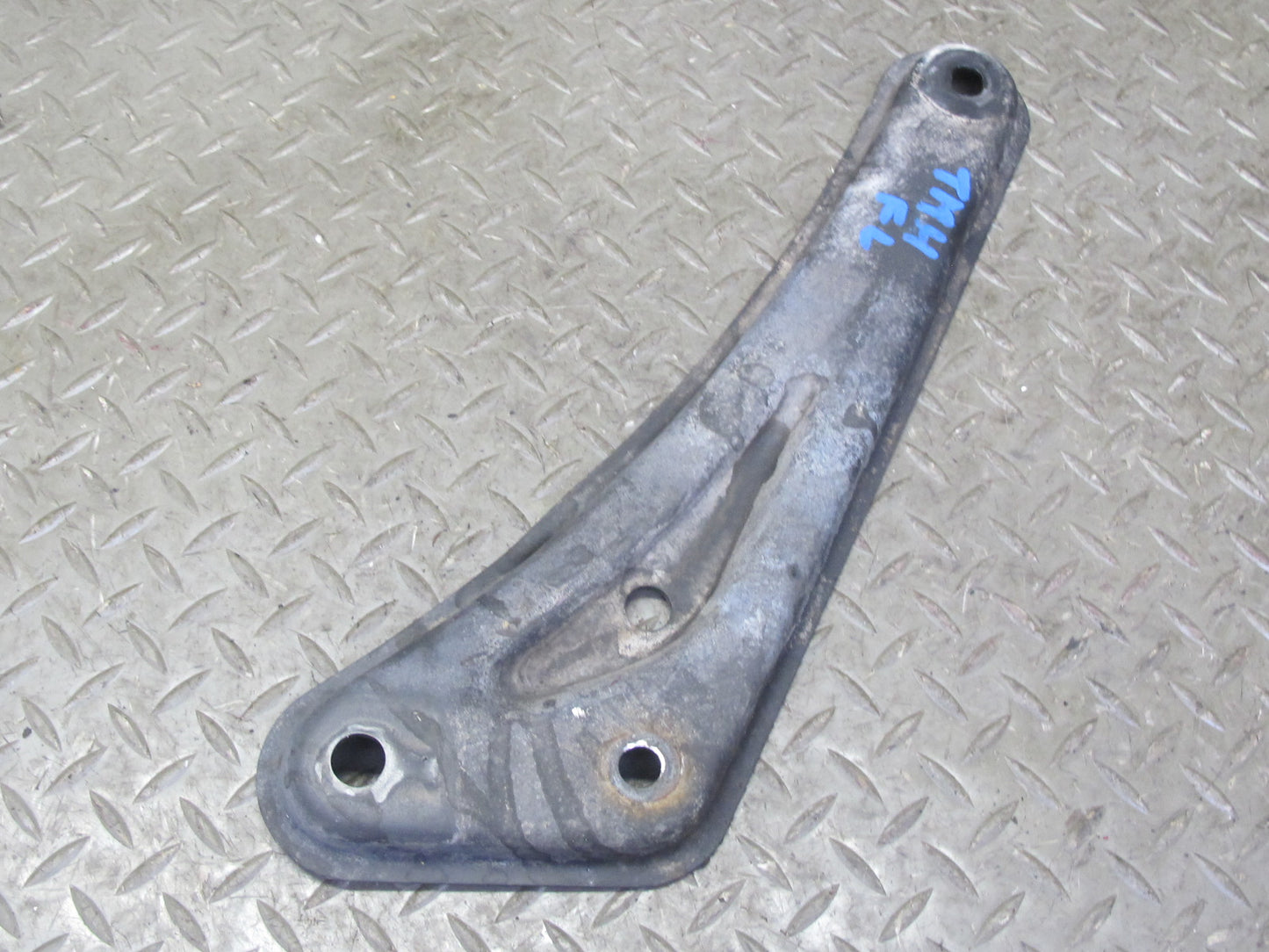 00-05 Toyota MR2 Spyder ZZW30L Front Left Suspension Lower Brace OEM