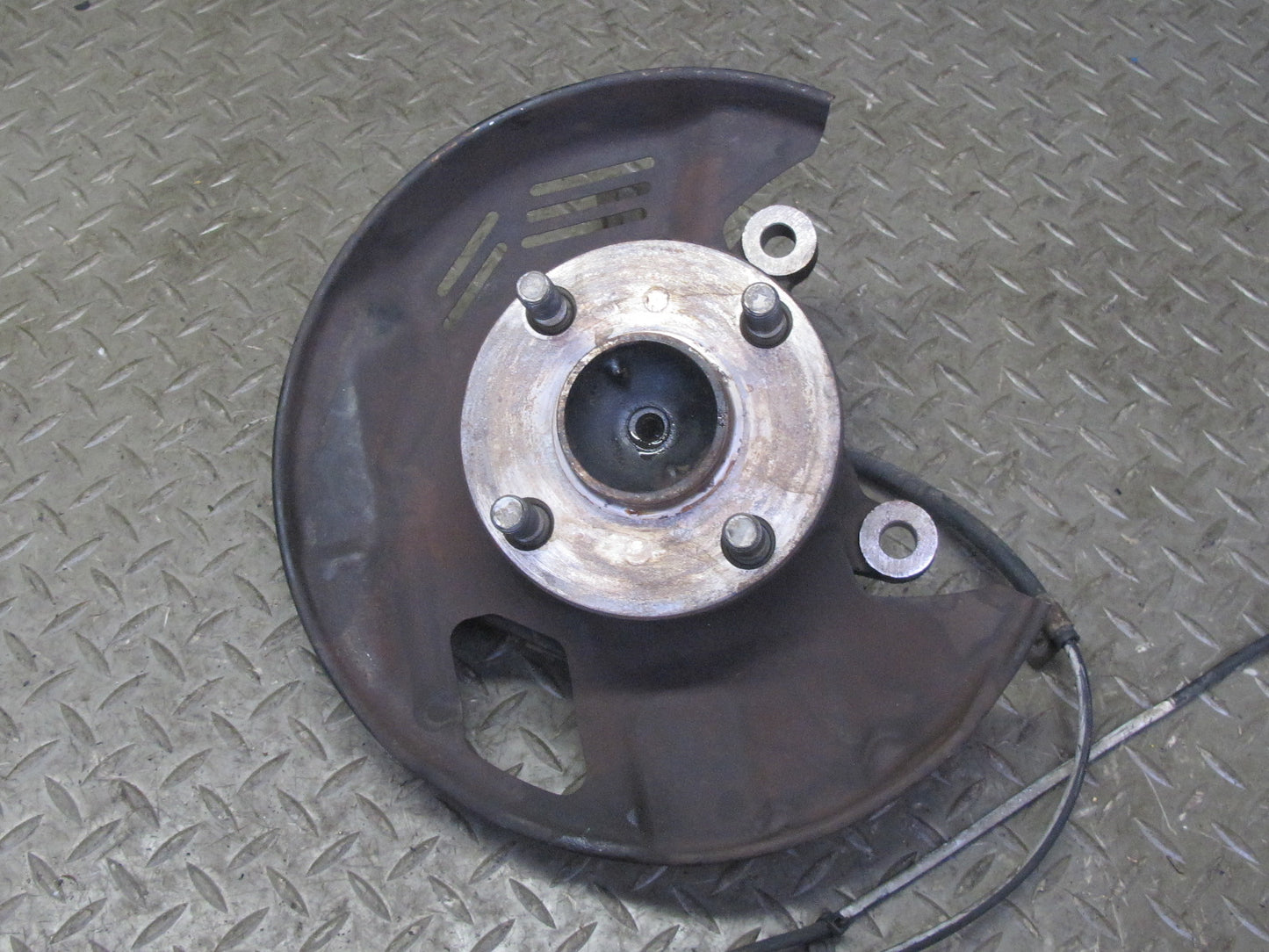 00-05 Toyota MR2 Spyder ZZW30L Front Left Spindle Knuckle Wheel Hub Bearing OEM