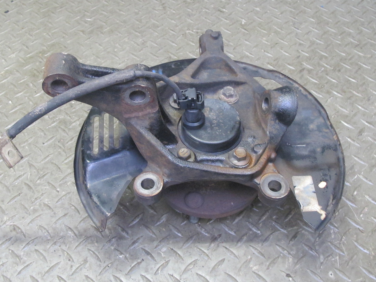 00-05 Toyota MR2 Spyder ZZW30L Front Left Spindle Knuckle Wheel Hub Bearing OEM