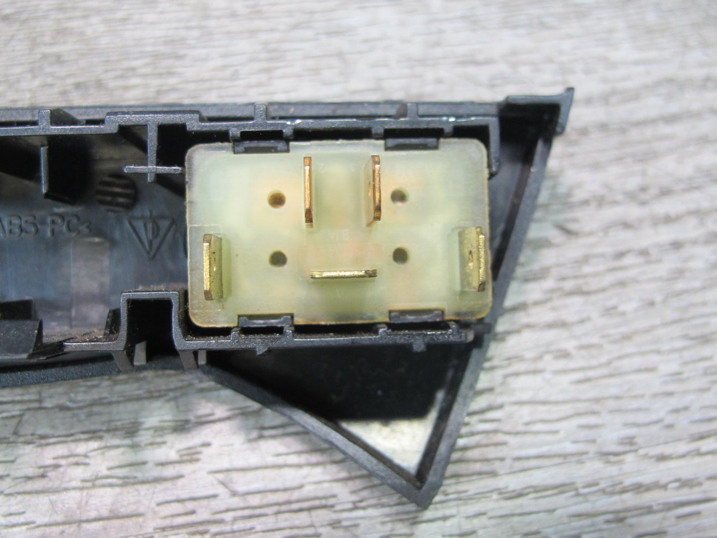 2002-2005 Porsche 911 Carrera 996 Right & Left Side Heated Seat Switch W/ Trim