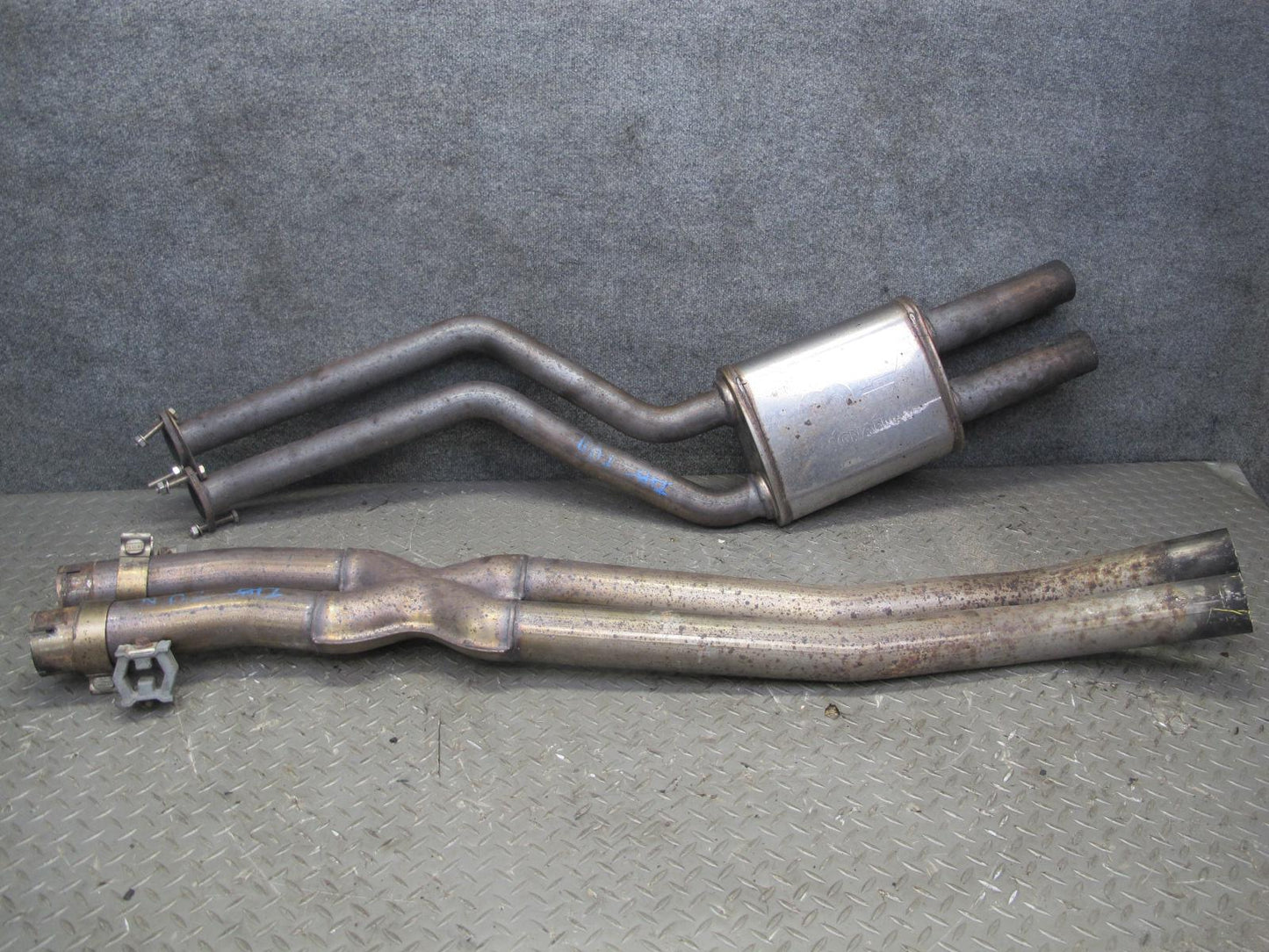 01-06 BMW E46 325i 330i M54 Magnaflow Touring Cat-back Exhaust System Pipe Set