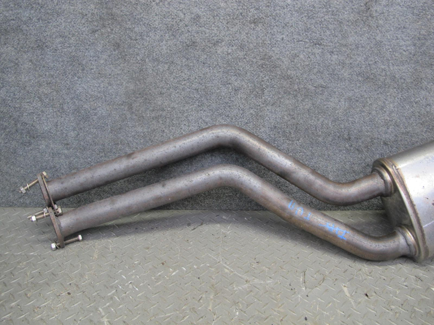 01-06 BMW E46 325i 330i M54 Magnaflow Touring Cat-back Exhaust System Pipe Set