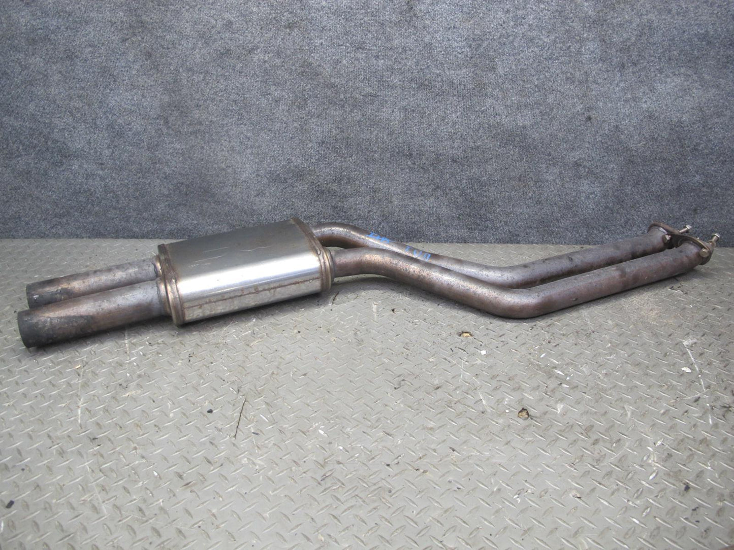 01-06 BMW E46 325i 330i M54 Magnaflow Touring Cat-back Exhaust System Pipe Set