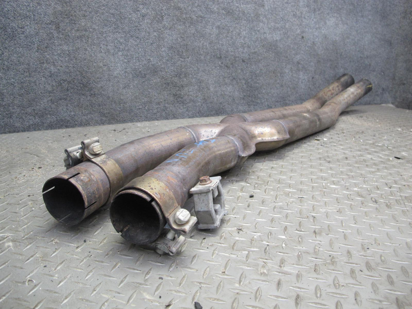 01-06 BMW E46 325i 330i M54 Magnaflow Touring Cat-back Exhaust System Pipe Set