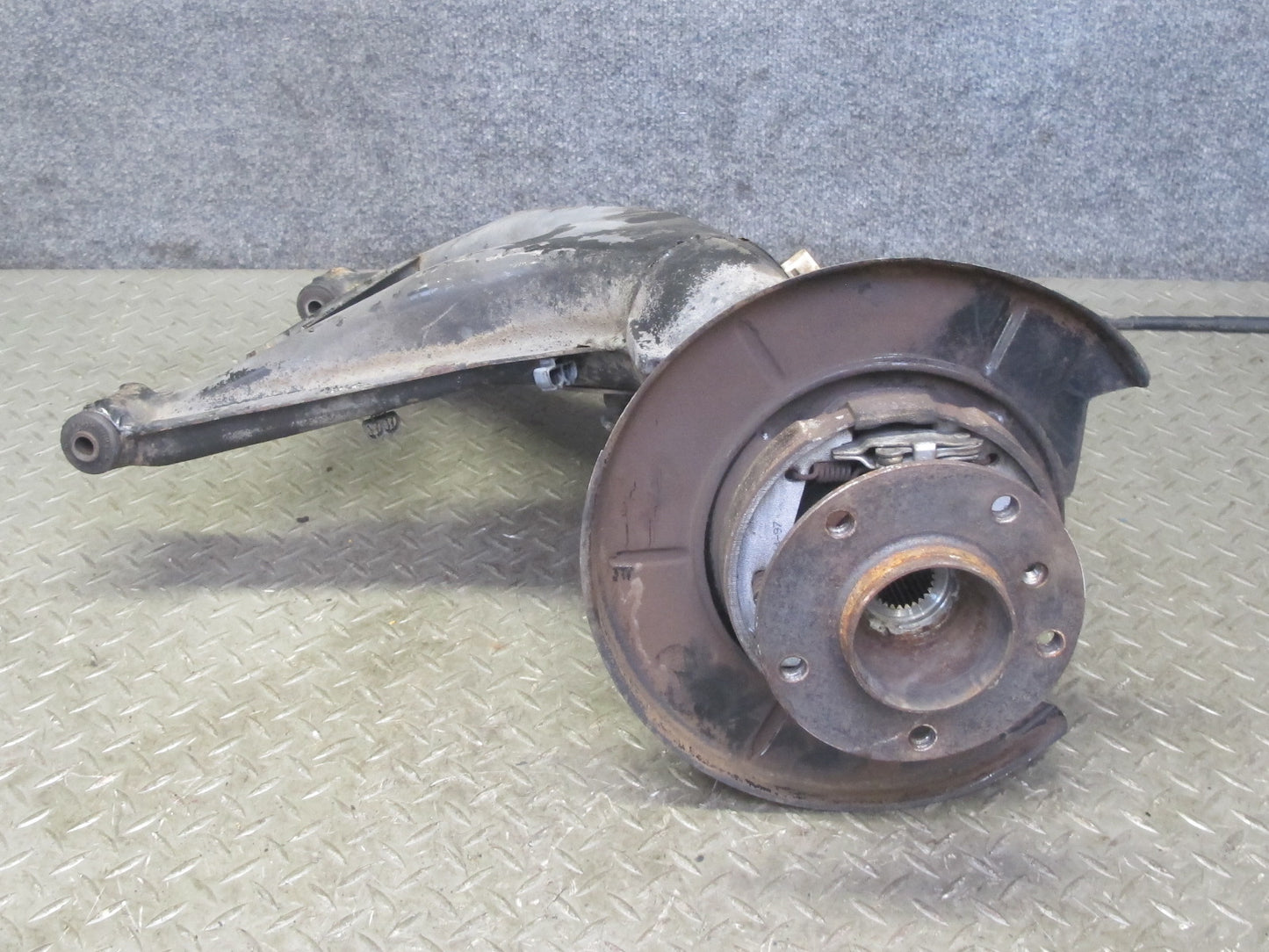 96-02 BMW E36/7 Z3 Rear Right Spindle Knuckle Wheel Hub Bearing Trailing Arm OEM